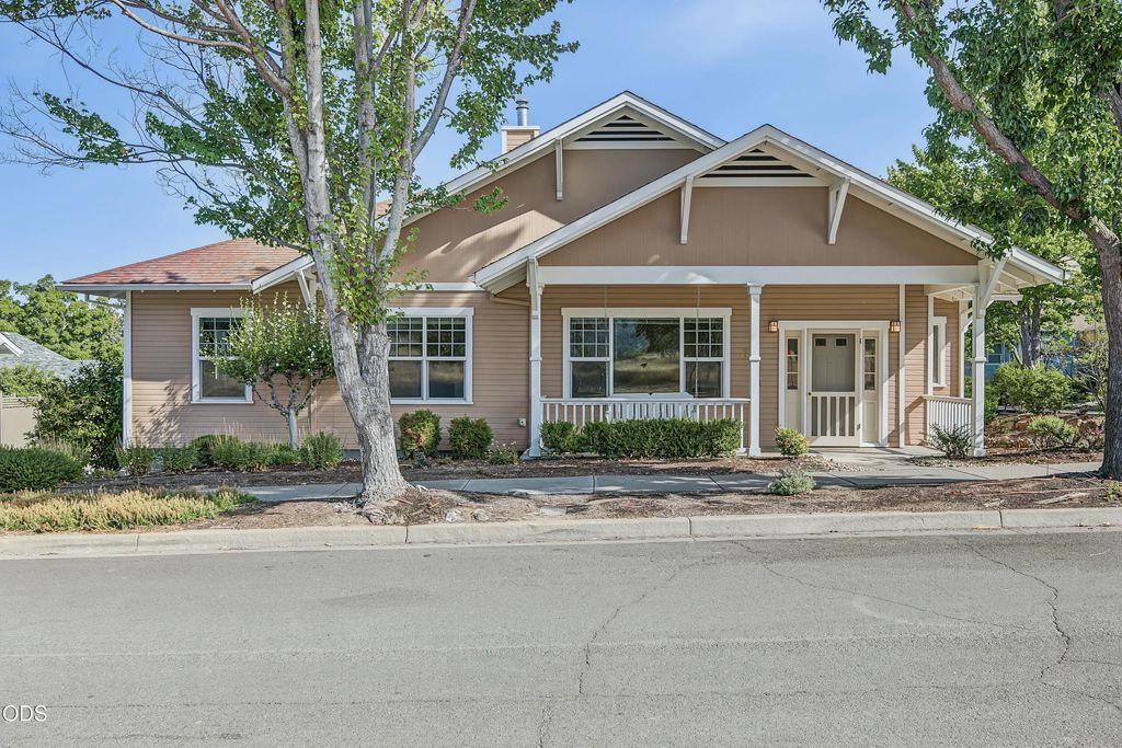 761 Nepenthe Road, Ashland