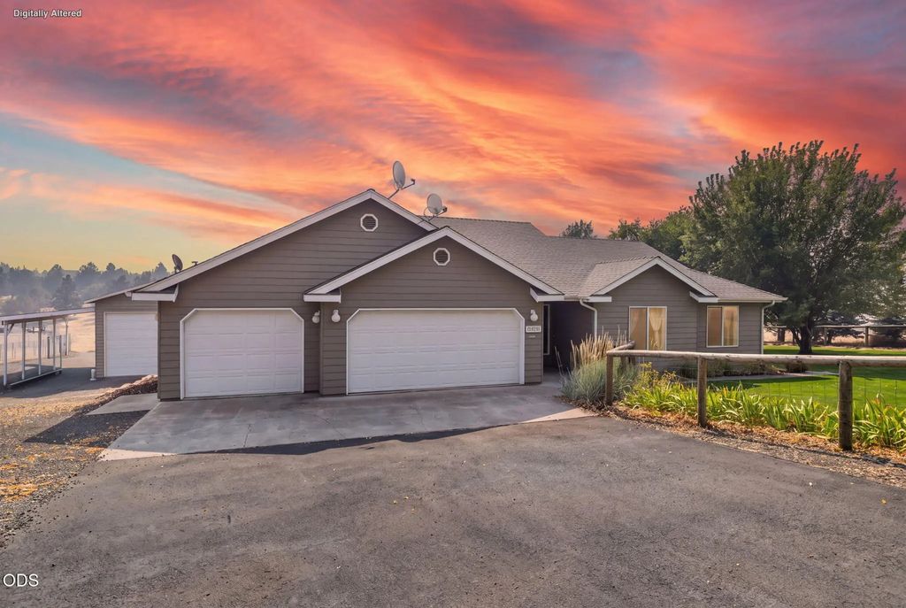 2085 Se Sagebrush Drive, Madras