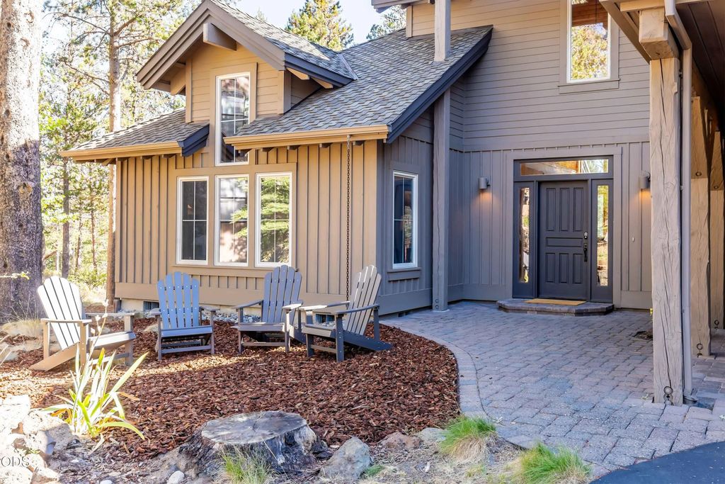 57620 Holly Lane, Sunriver