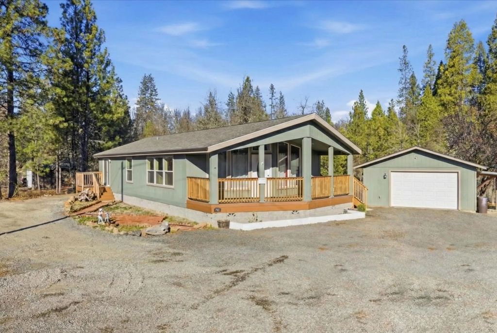 99 Truck Road, Butte Falls