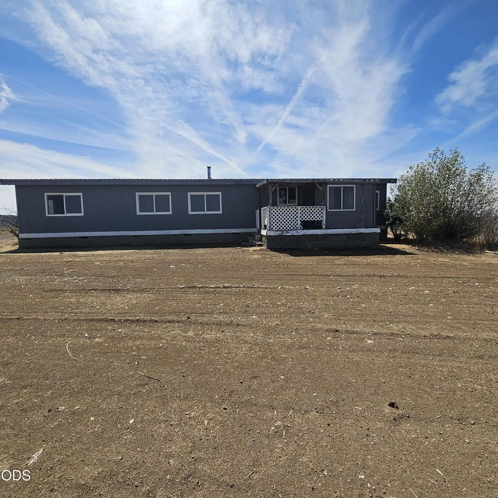 58344 Old Lake Road, Christmas Valley