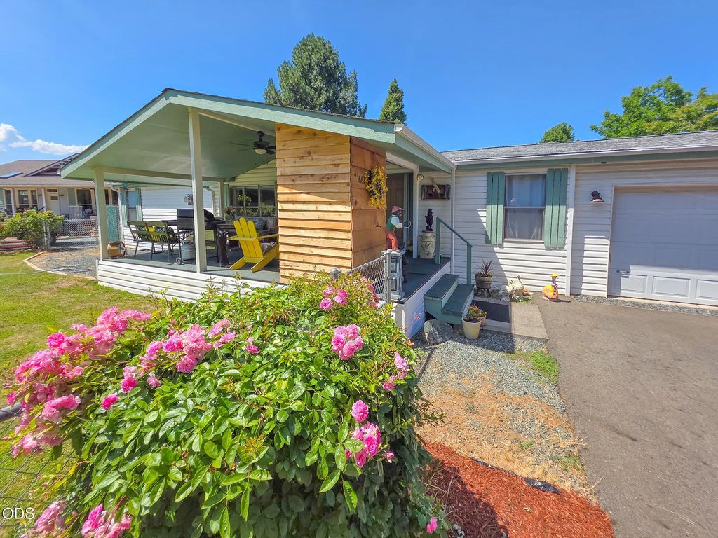 1662 Mount Baldy Road, Grants Pass