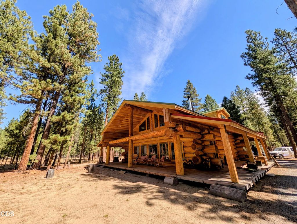 153133 Hackamore Lane, La Pine