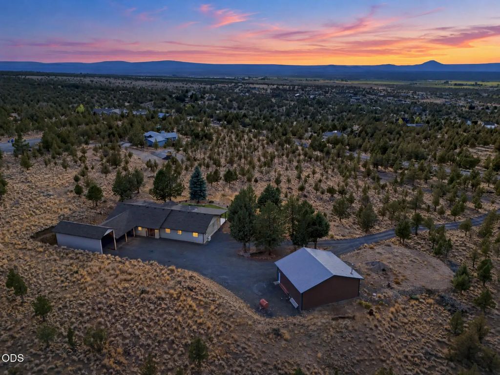 11744 Sw Red Cloud Road, Powell Butte