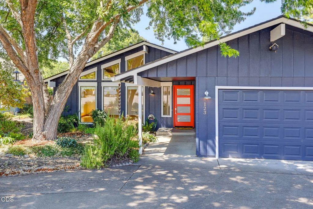 123 Cypress Circle, Ashland