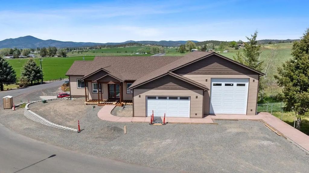 3248 Ne Yellowpine Road 00, Prineville