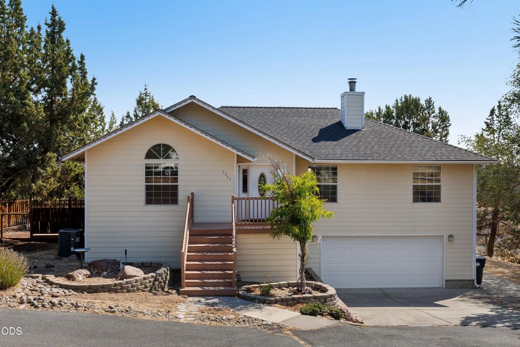 3244 Sw 34th Street, Redmond