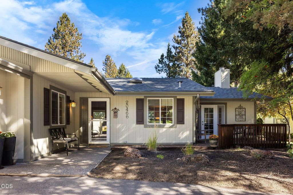 20466 Mainline Road, Bend
