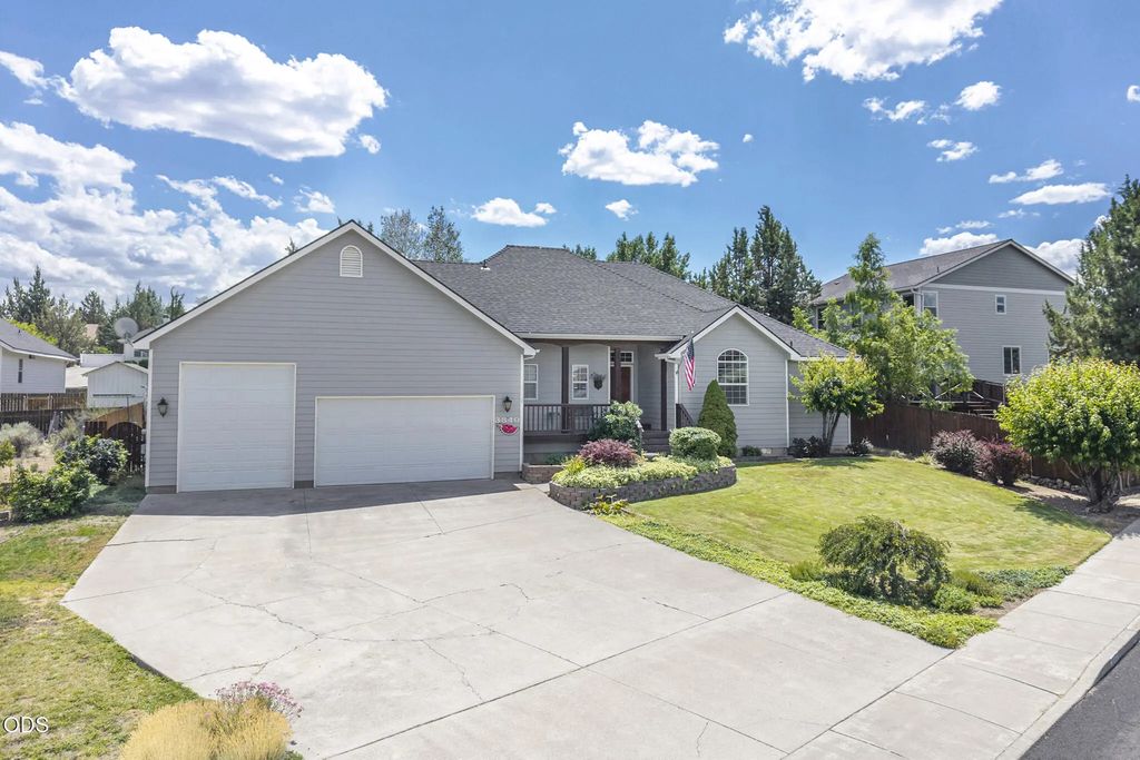 3840 Sw Summit Avenue, Redmond