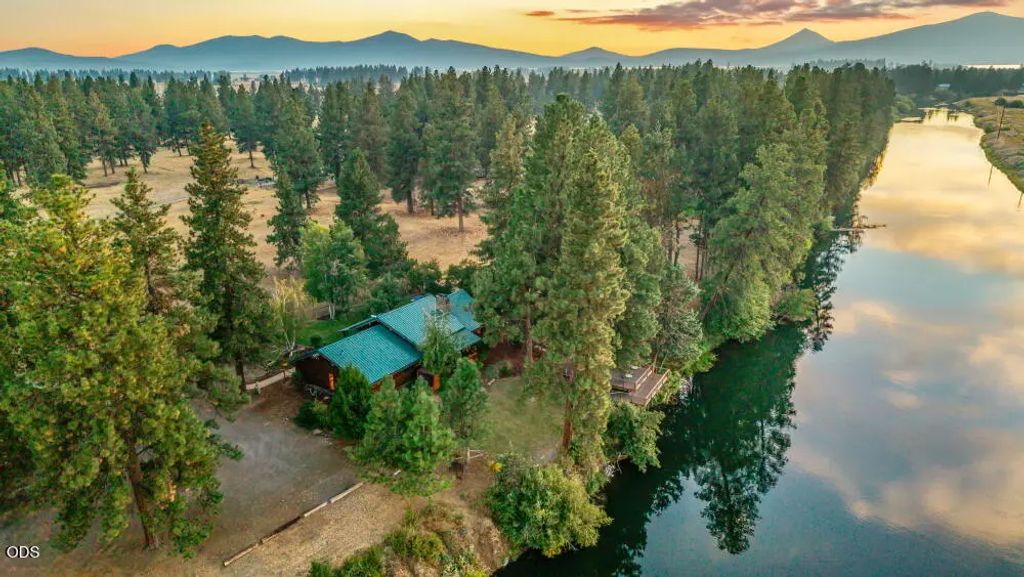 32907 River Bend Road, Chiloquin