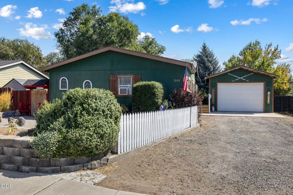 2808 Sw 25th Street, Redmond