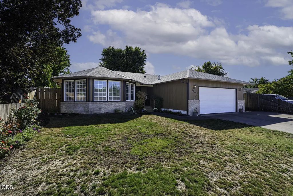 3360 Wellington Drive, Medford