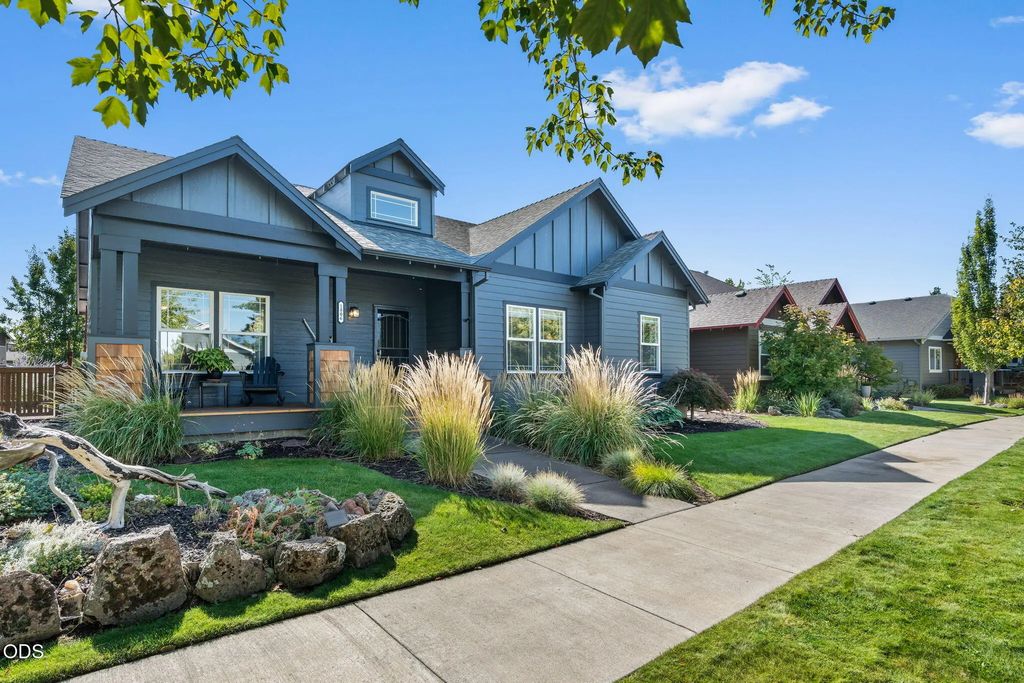 1806 Nw Ivy Avenue, Redmond