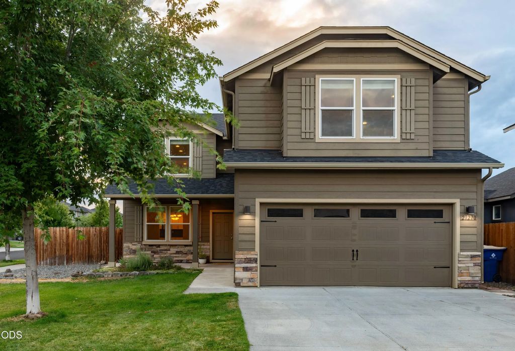 21270 Se Golden Market Court, Bend