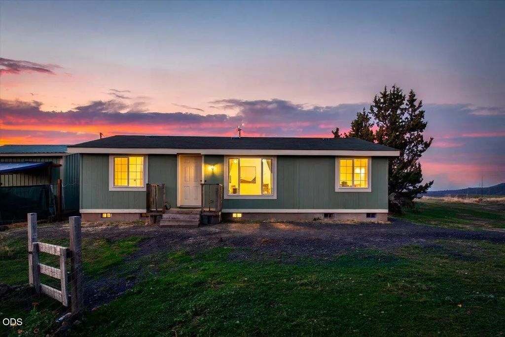 6192 Se Beretta Way, Prineville