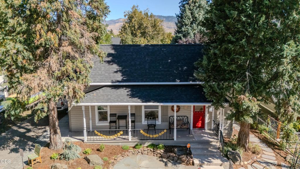 63 Nutley Street, Ashland