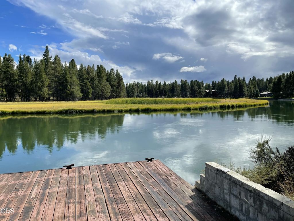 56550 Eclipse Drive, Bend