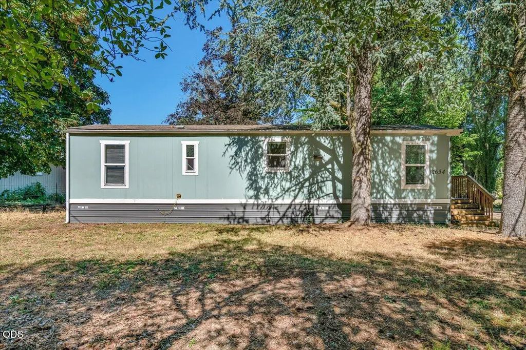 12654 Woodpecker Drive Se, Turner