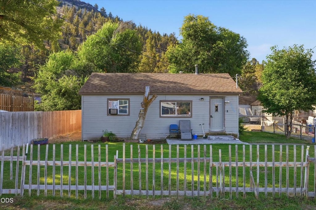 2460 S Melrose Drive, Prineville