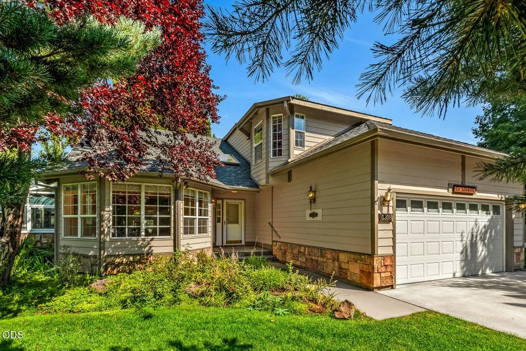 3308 Ne Stonebrook Loop, Bend