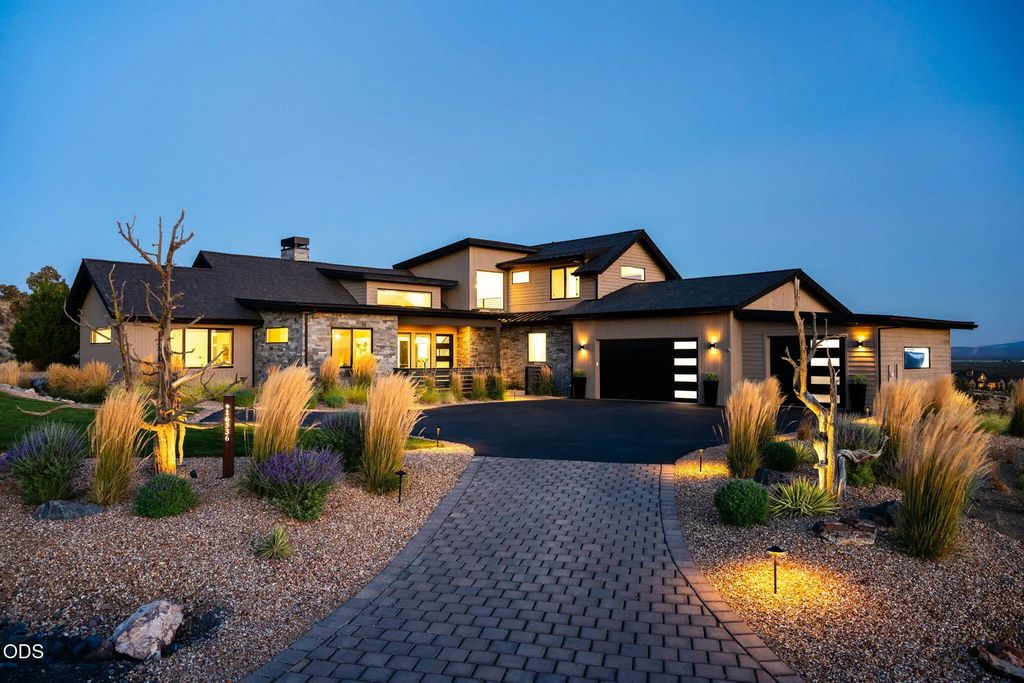 16536 Sw Pinnacle Court, Powell Butte
