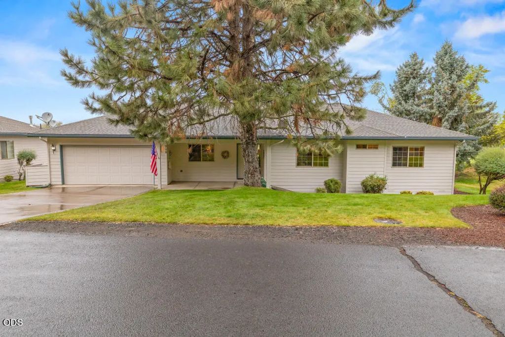 715 Hanks Street, Klamath Falls