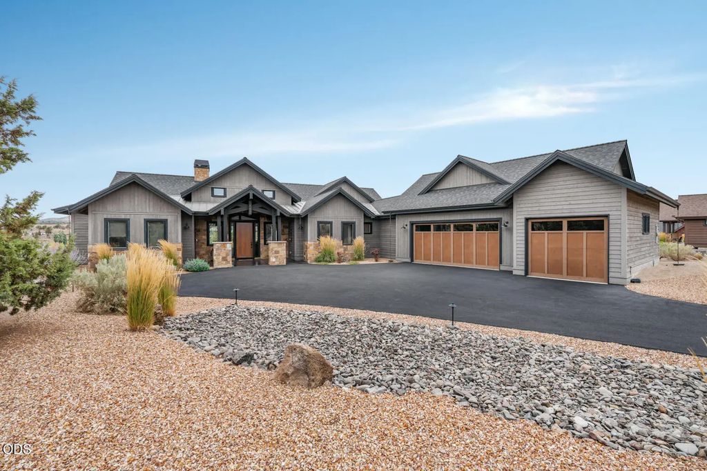 16661 Sw Ranchview Court, Powell Butte