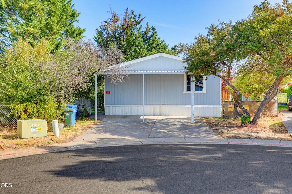 3750 Avenue G Spc 42, White City