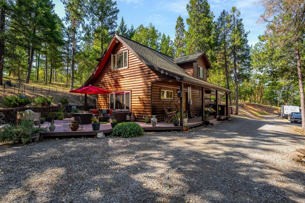 357 El Conejo Drive, Grants Pass