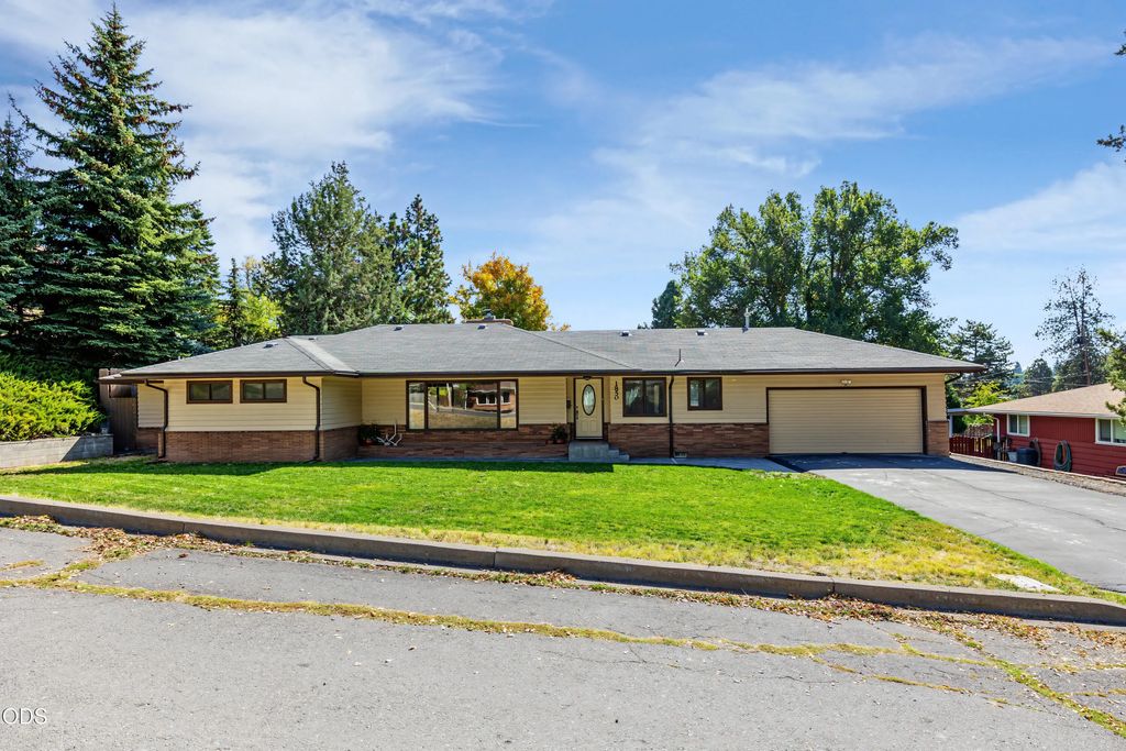 1850 Lawrence Street, Klamath Falls
