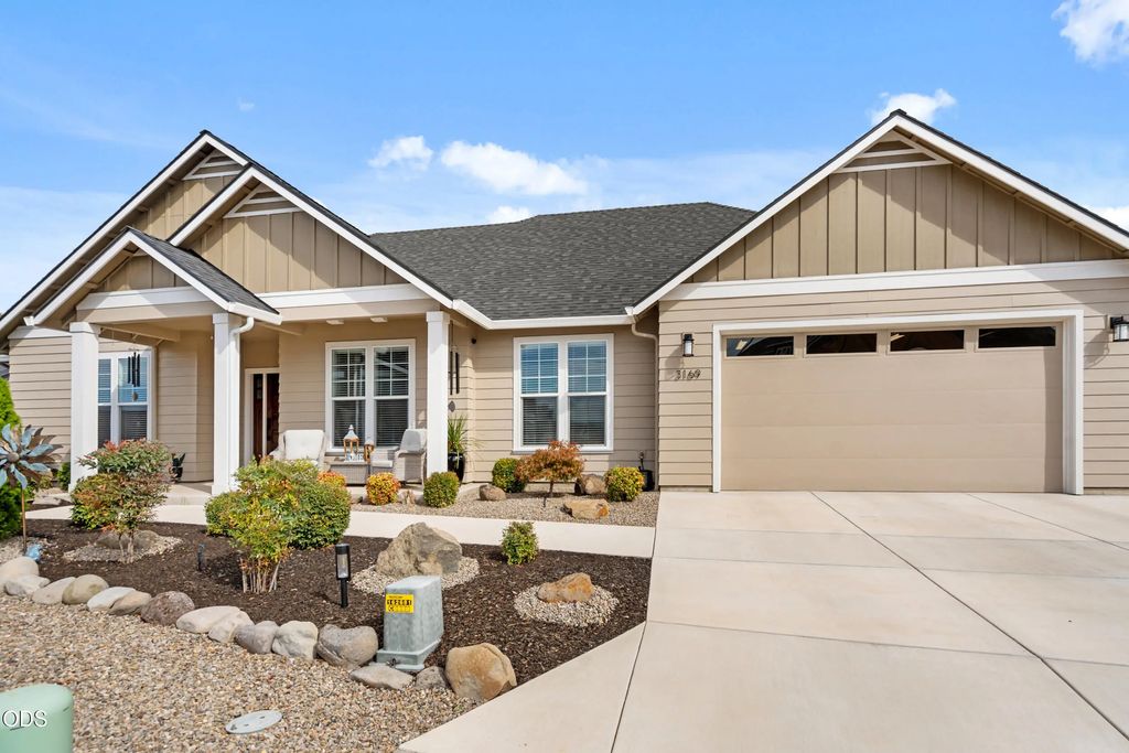 3169 Monaco Court, Medford