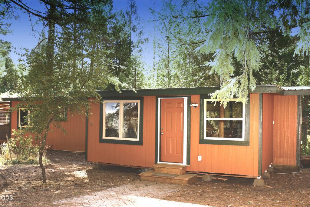 705 Lone Mountain Road, O'Brien