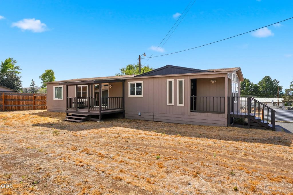 1784 Nw Central Avenue Avenue, Terrebonne