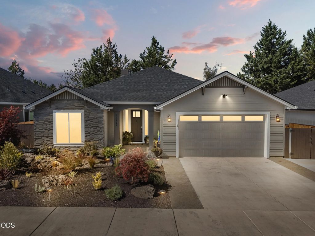 2833 Caldera Lane, Medford