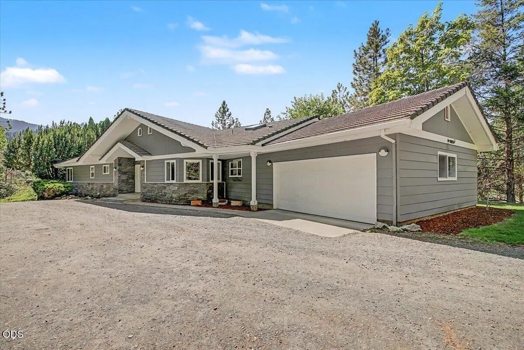 13250 Highway 238, Applegate