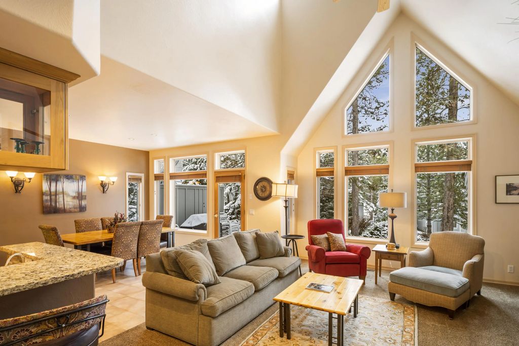 57078 Peppermill Circle 34-c, Sunriver