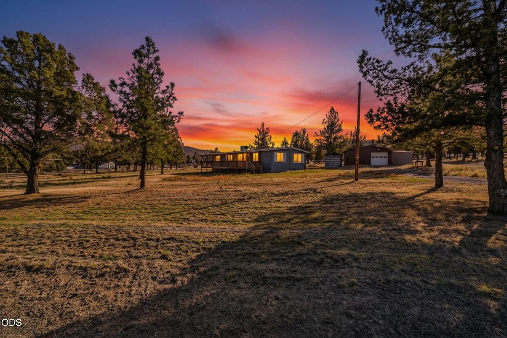 1384 Se Akins Drive, Prineville