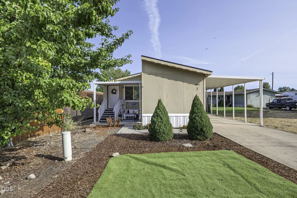 3501 Avenue C # 1, White City