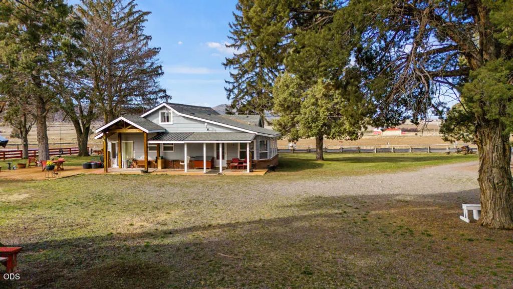 14837 Hill Road, Klamath Falls