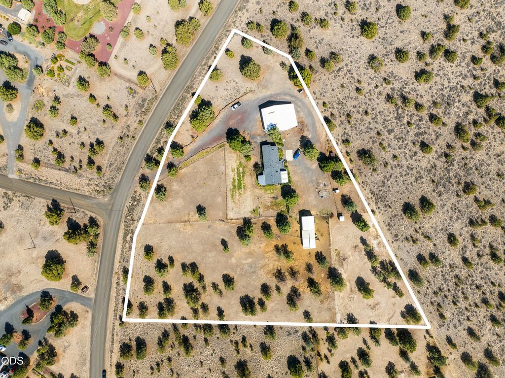11083 Sw Peninsula Drive, Terrebonne