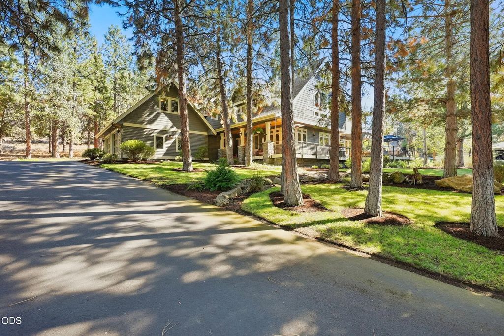 3028 Nw Underhill Place, Bend