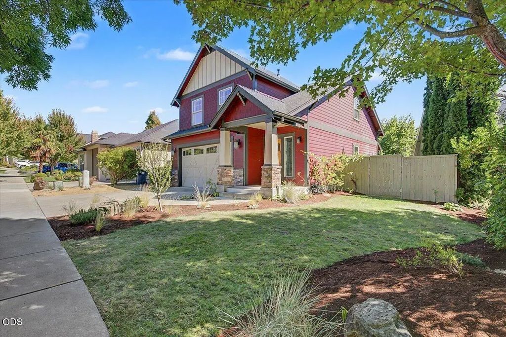 1175 Ashford Way, Medford