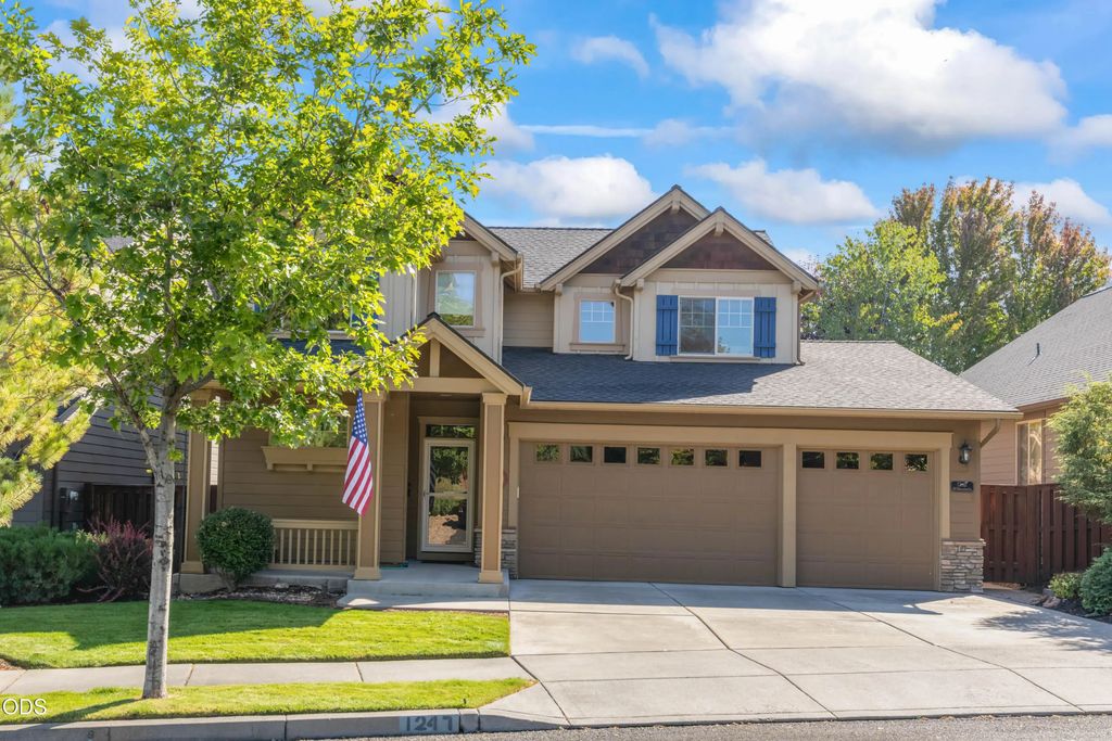 1247 Ne Hudspeth Circle, Prineville