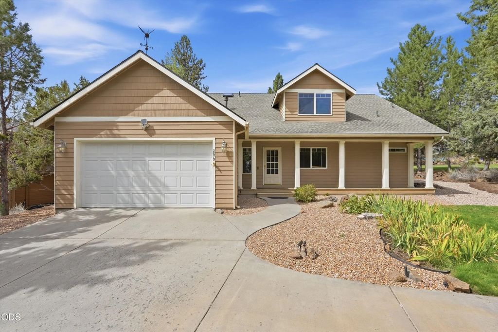 2879 Nw Fairway Heights Drive, Bend
