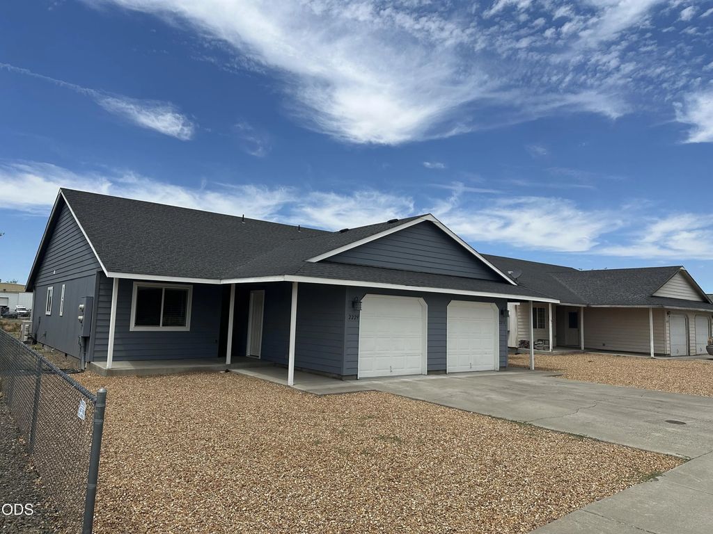 2229 Ne Yellowpine Road, Prineville
