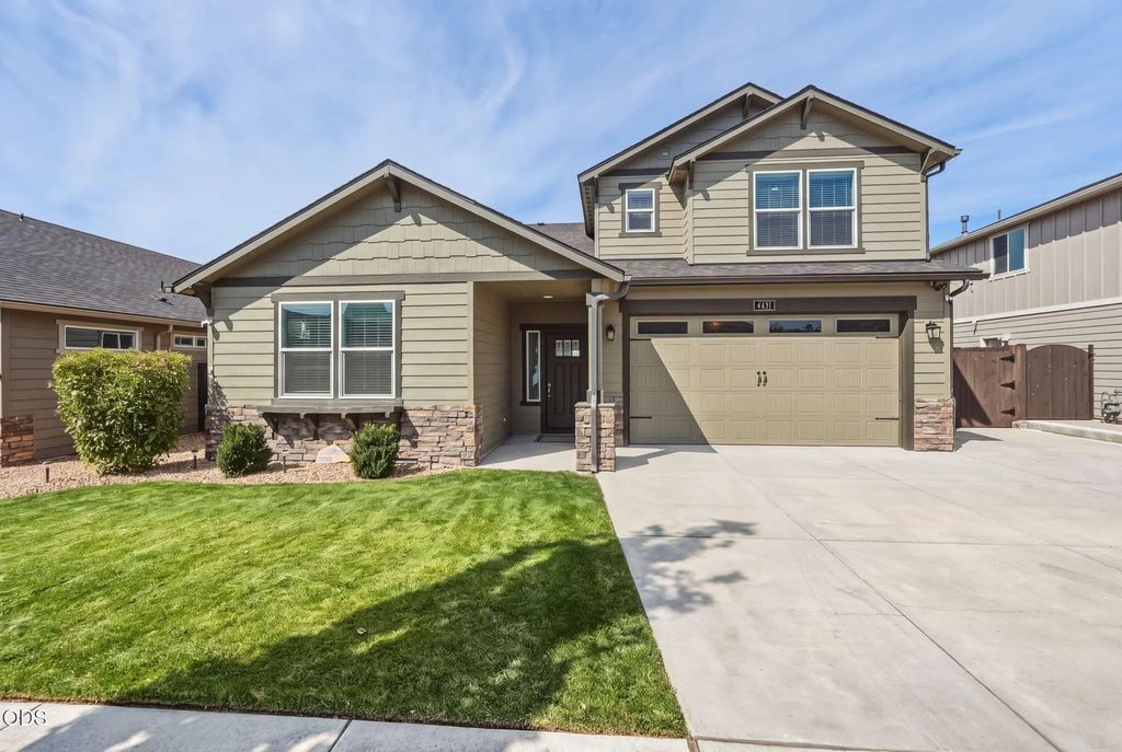 4421 Sw Majestic Avenue, Redmond