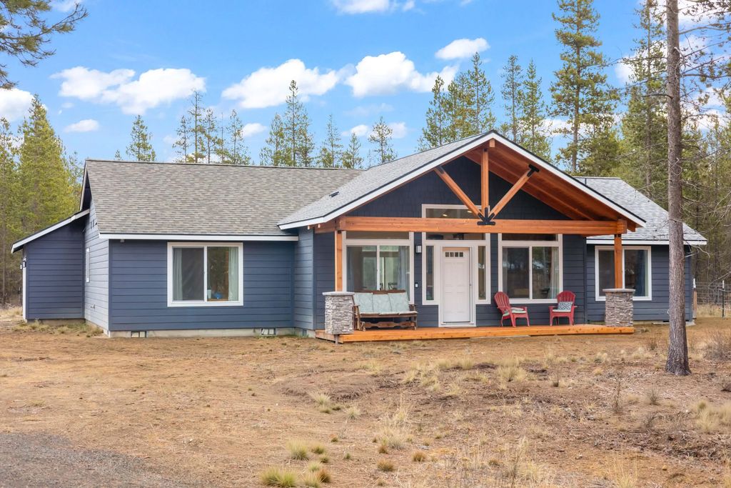 53080 Day Road, La Pine