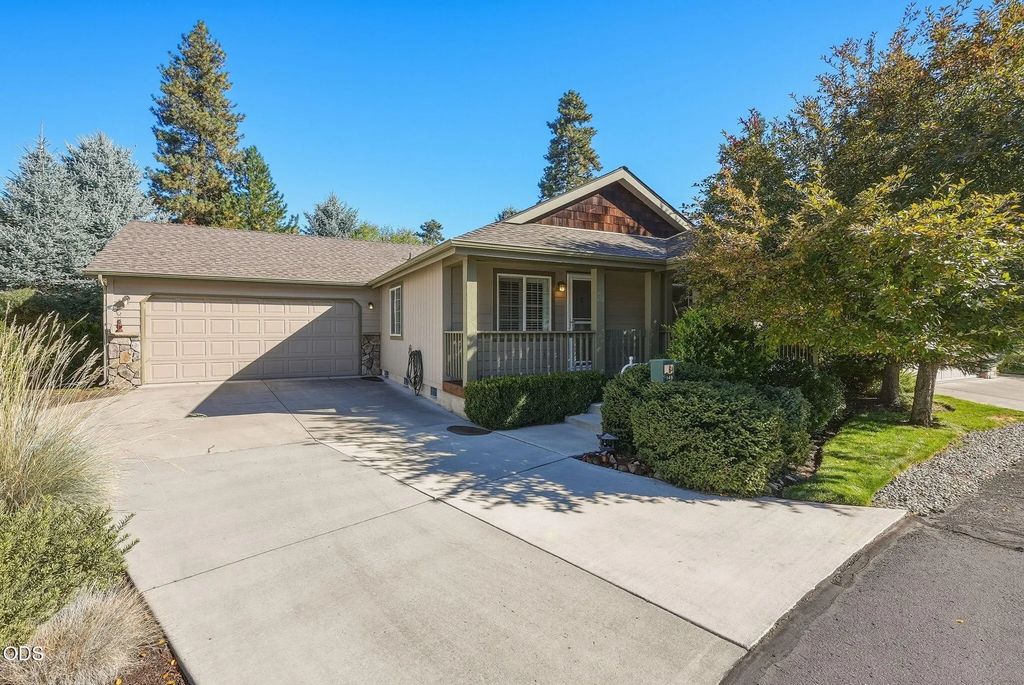 148 N Wheeler Loop, Sisters