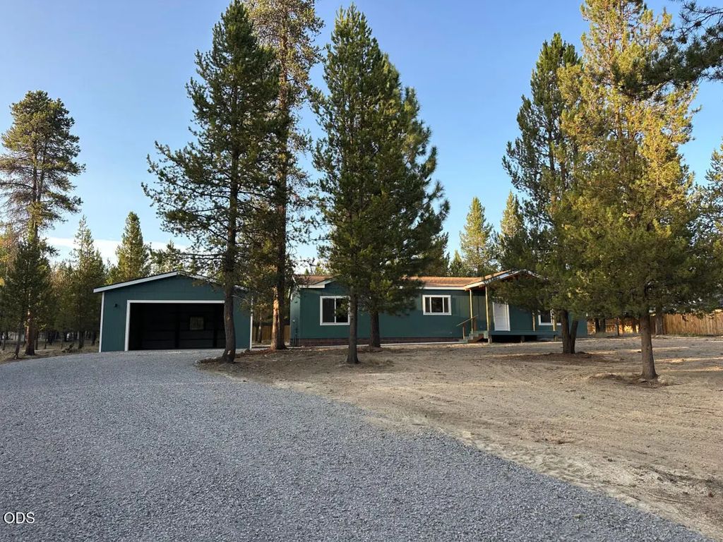 12753 Beechwood Drive, La Pine