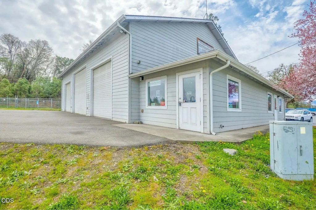 103 Merlin Road, Merlin